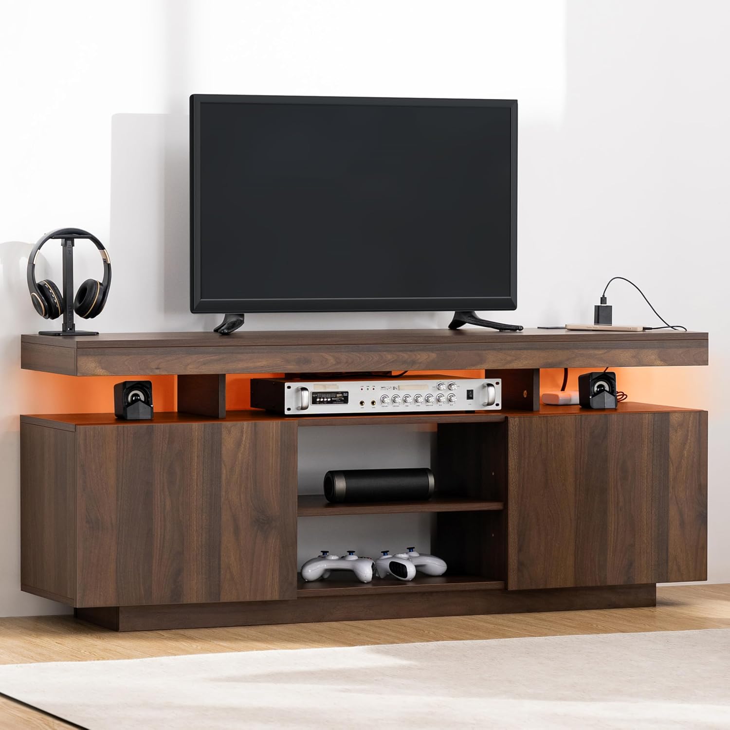 Gaming Console Room - Meja TV LED dengan Stopkontak &